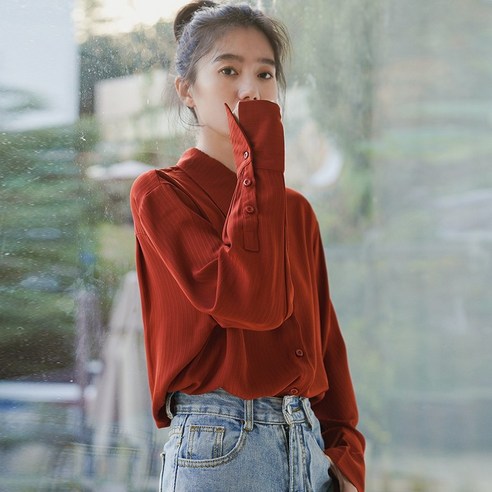 SU 새로운 초봄과 가을 레드 셔츠 여성 디자인 감각 작은 Zhong 푸 고대 홍콩 스타일 긴 소매 세련된 셔츠