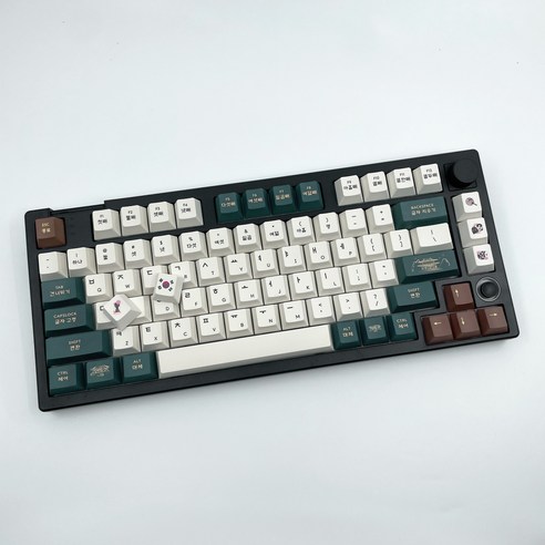 밤하늘을 담은 디자인, 안정적인 키감의 한국의 밤 키캡