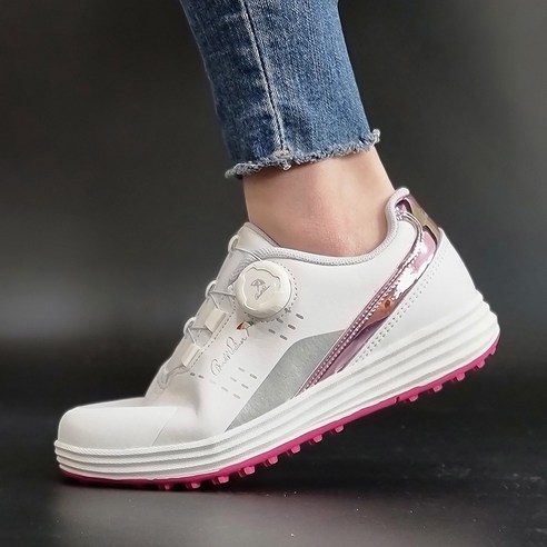 최고의 착화감과 성능을 위한 여성용 골프화