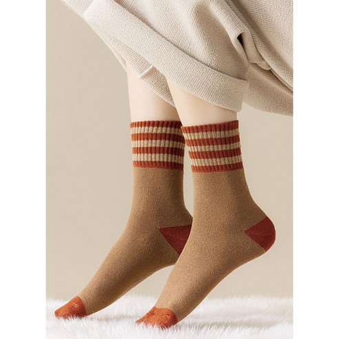 겨울철 필수 아이템, 소확품 리디아 도톰양말