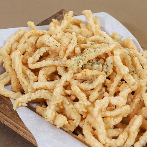 까칠한박여사의 후라이드 오징어튀김은 맛과 식감으로 사랑받는 제품입니다.