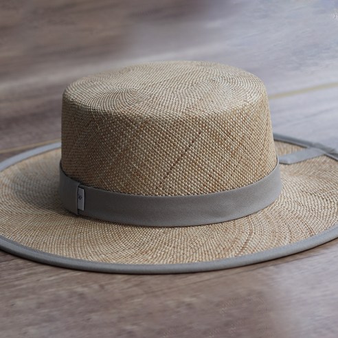 햇볕은 가리고, 품격은 더하고! 여름을 시원하게 만들어 줄 밀짚모자