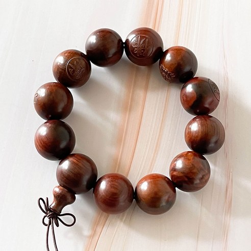 자단 나무 관세음 단주 염주: 운전자의 안전과 평안을 위한 천연 부적