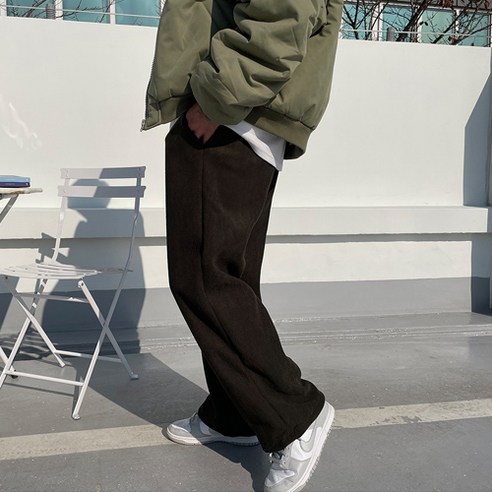 핵보온, 따뜻한 겨울을 위한 양털기모, 와이드 실루엣의 코듀로이 팬츠, 다양한 사이즈 옵션 제공