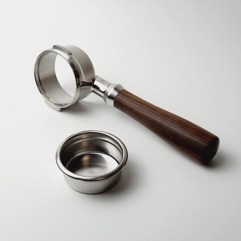 브레빌 바텀리스 포터필터: 커피 추출의 필수품