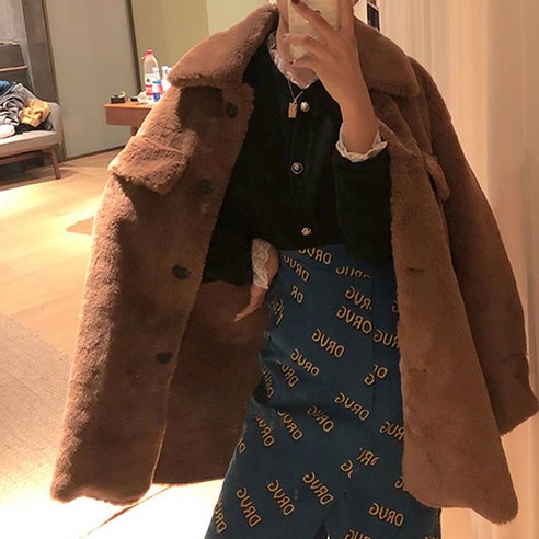 퀸앤조이 무스탕 남방