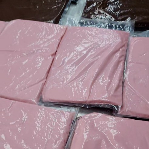 홈카페를 핑크빛으로 물들이다: 딸기 초코쉘의 달콤한 마법 초코쉘