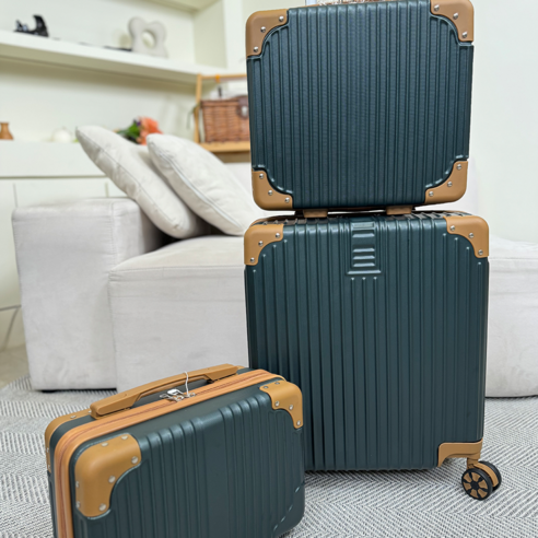 떠나고 싶은 당신의 설렘을 담아, 늘바론 18인치 감성 캐리어와 함께