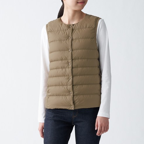 무인양품 MUJI 여성 경량 포케터블 다운 베스트 BDC06A0A