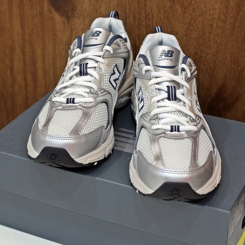 (국내매장판) 뉴발란스 530 스틸그레이 MR530KA