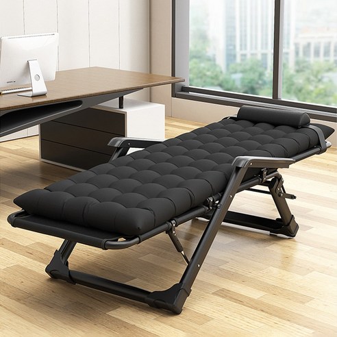 사무실에서 편리하게 사용할 수 있는 마치 접이식 침대