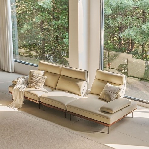 세련된 디자인과 편안함을 동시에 갖춘 샤론 스윙 가죽소파