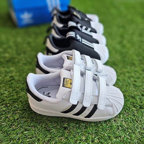 우리 아이 첫걸음을 빛낼 아디다스 키즈 슈퍼스타: 유치원, 초등학생을 위한 최고의 선택 아디다스키즈슈퍼스타