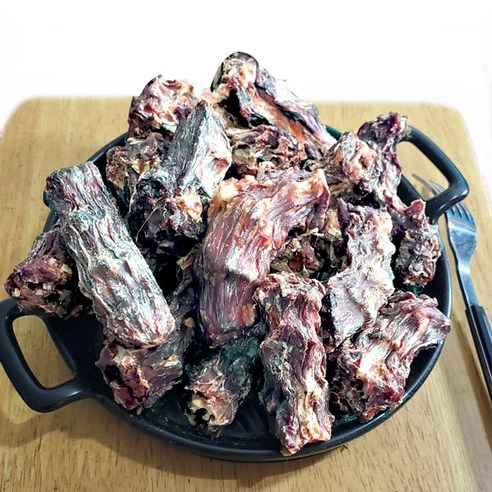반려견의 건강과 행복을 위한 영양가 있고 맛있는 국내산 수제 간식