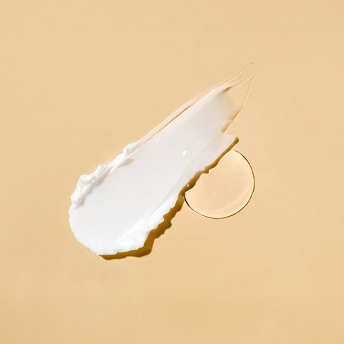 건강하고 탄탄한 피부를 위한 프리미엄 멀티 오일