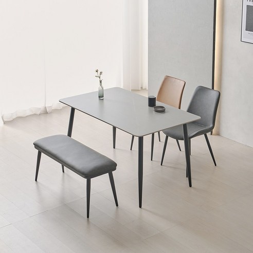 라로퍼니처 클래시 1400 포세린 식탁 세트: 당신의 공간에 예술을 더하다 식탁의자세트