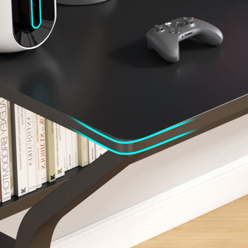 공간 효율 UP! 게이밍과 업무, 모두 만족시키는 다용도 철제 책상