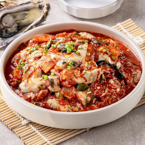 제철 통영굴로 만든 생굴무침, 330g, 1개 거제훈제굴