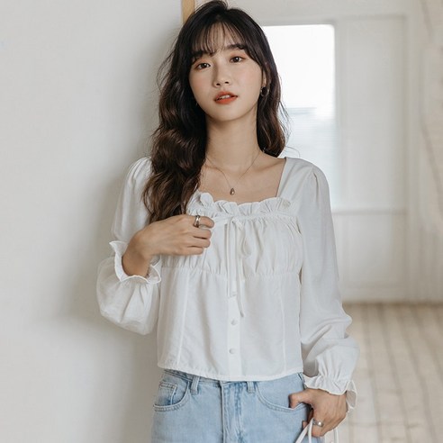SU 정신 스트랩 프랑스 쇄골 칼라 셔츠 짧은 허리 화이트 셔츠 여성 디자인 감각 틈새 가을 긴 소매