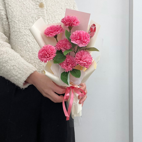 특별한 날을 위한 향긋하고 화려한 베리어스 어버이날 카네이션 비누꽃다발