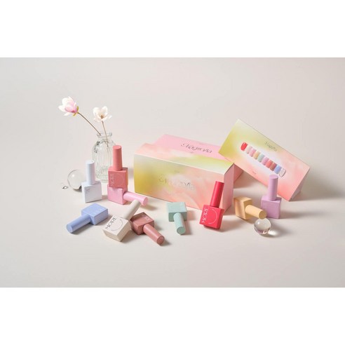 손끝에 피어나는 마법, 모어젤 매그놀리아 시럽 네일로 기분 전환 성공!