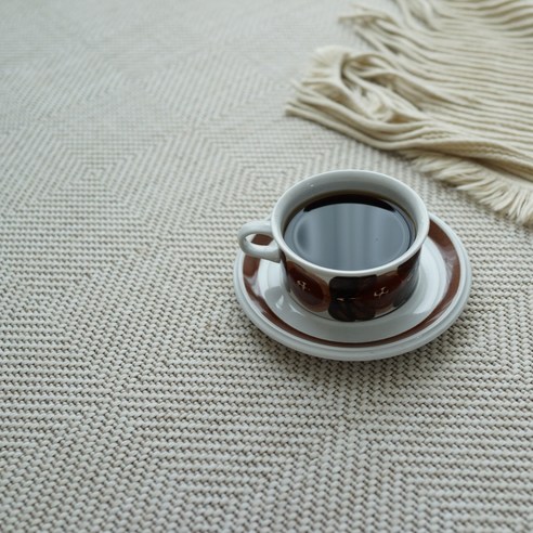 자연의 질감과 편리함의 조화, 마하나홈 벨기에 사이잘룩 러그