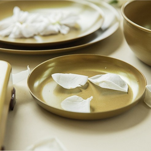 주방에 예술을 더하는 쿠플라트 순동 원형접시 세트