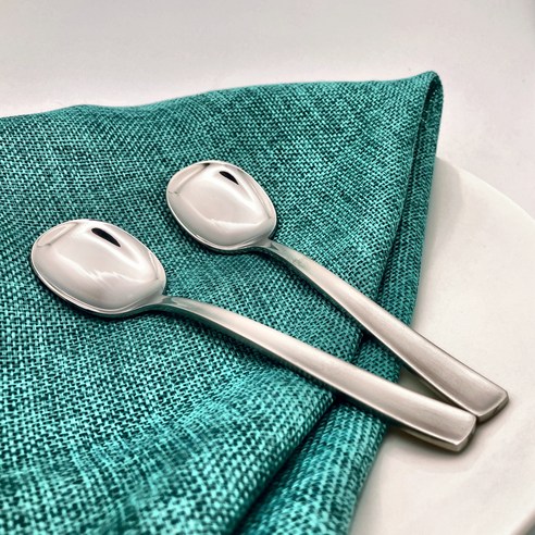 고급스럽고 세련된 Firenze 아이스크림&요거트 스푼으로 특별한 디저트 경험을 만끽하세요.