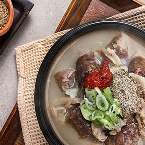 엠디스마켓 제대로 담은 홍반장 순대국 700g, 1개