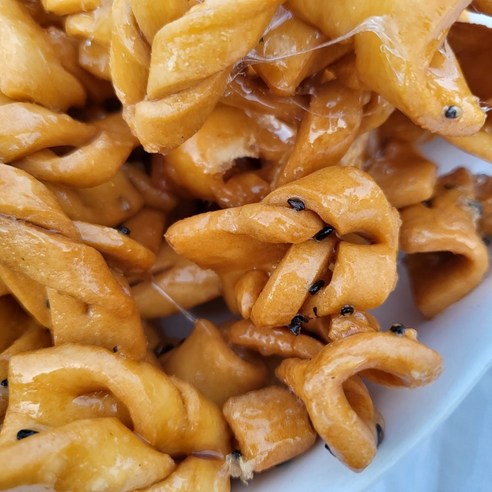 향긋한 추억을 되살리는 전라도식 손약과와 수제 타래과