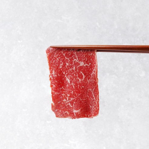 한우 소고기의 풍부한 맛과 향으로 특별한 시간을 만들어보세요.