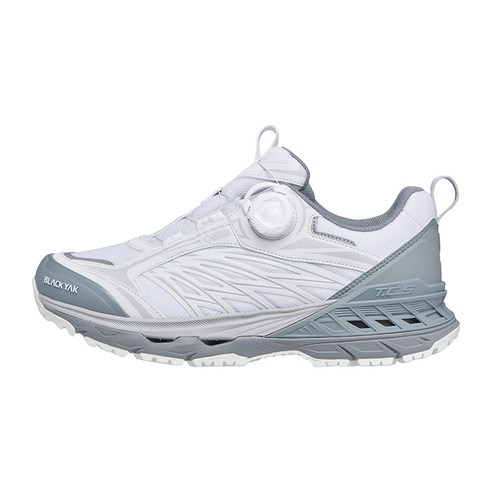 편안하고 안정적인 등산을 위한 블랙야크 343 MAX D GTX 트레킹화