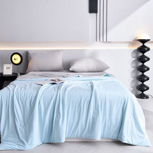 시원하고 편안한 여름밤을 위한 소프트슬립 아이스 쿨링 이불