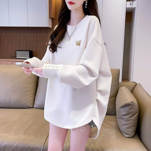마켓메이븐 루즈핏 라운드넥 러블리 맨투맨 티셔츠