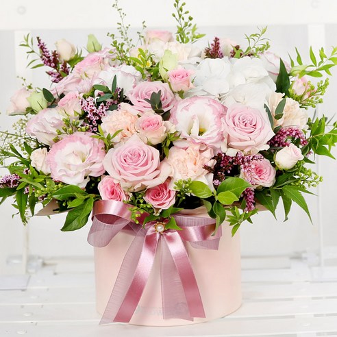 생화의 아름다움으로 사랑을 전하세요.