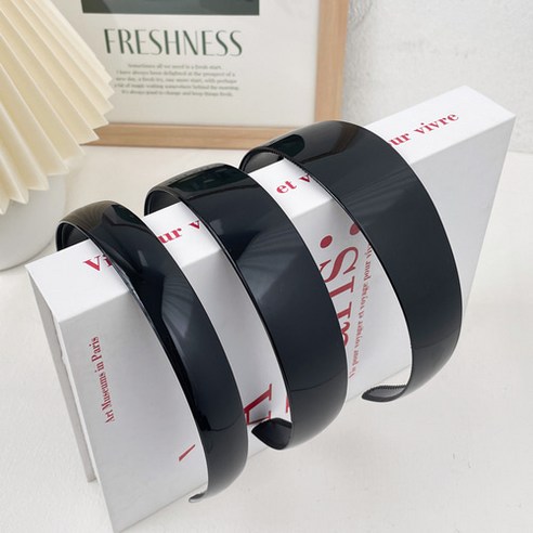 답답한 앞머리, 이제 안녕! ✨ 와이드 헤어밴드로 완성하는 스타일리시 데일리룩 플라스틱머리띠