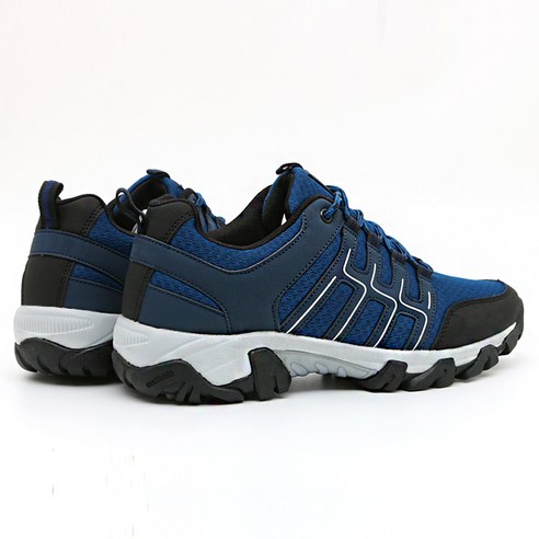 발 편한 운동화로 매일 자유로운 발걸음을!