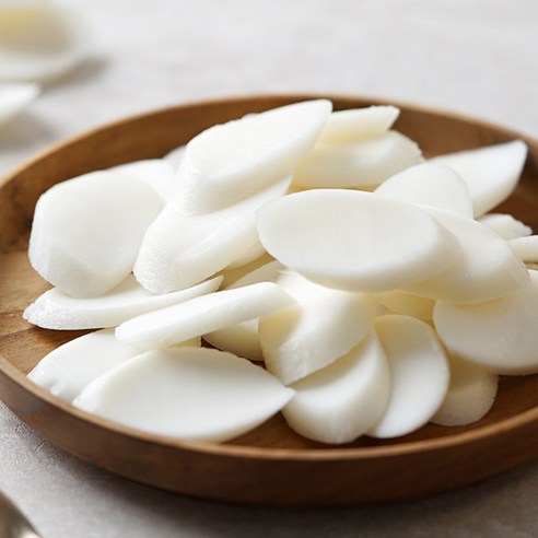 순수 우리쌀로 만든 1+1+1 떡국떡의 매력 우리쌀떡국떡