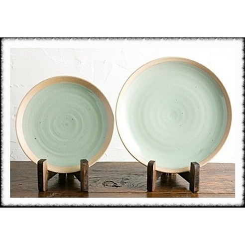 모던한 식탁을 완성하는 예술, 발수청자 4인 반상기 세트