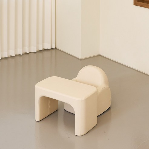 주말, 소파와 하나 되어 보내는 꿈같은 시간: 뒹굴러 소파 포쉬 테이블 세트 리뷰 뒹굴러소파테이블