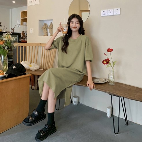 오버핏 옆트임 라운드넥 반팔 롱 원피스 M~3XL 빅사이즈 오버핏원피스 오버핏 옆트임 라운드넥 반팔 롱 원피스 M~3XL 빅사이즈 오버핏원피스
