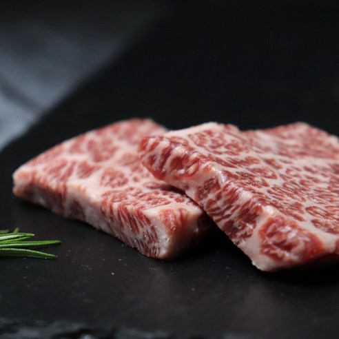 마장동 명성의 1++ 한우, 고기 파는 삼촌에서 만나보세요