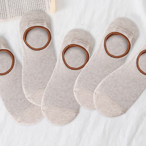 여름 더위 속에서 편안하고 세련된 스타일을 위한 이너피아 라인 메쉬 페이크삭스