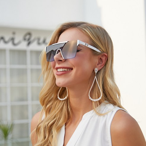 DIRUN 트렌드세터 Frameless 원피스 선글라스 여성 2022 새로운 유럽과 미국 패션 스퀘어 선글라스 여성 트렌드 한국 스타일 안경