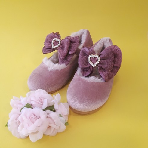 아이의 발 건강과 스타일을 책임지는 겨울철 최고의 선택