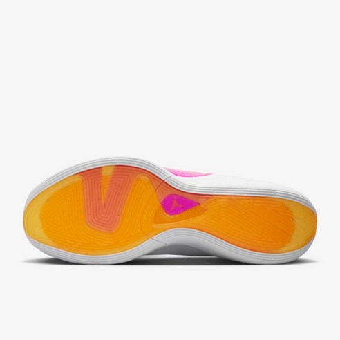 코트 위 예술, 나이키 조던 루카 1 PF: 퍼포먼스와 스타일을 동시에!