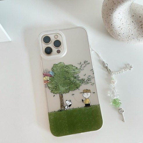 핑크빛 행운, 네잎클로버 키링으로 일상에 작은 기적을!