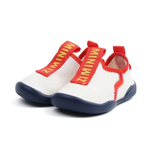 여름 바다를 위한 완벽한 선택: 편안함과 스타일을 모두 갖춘 미니위즈 웨이브 아쿠아슈즈