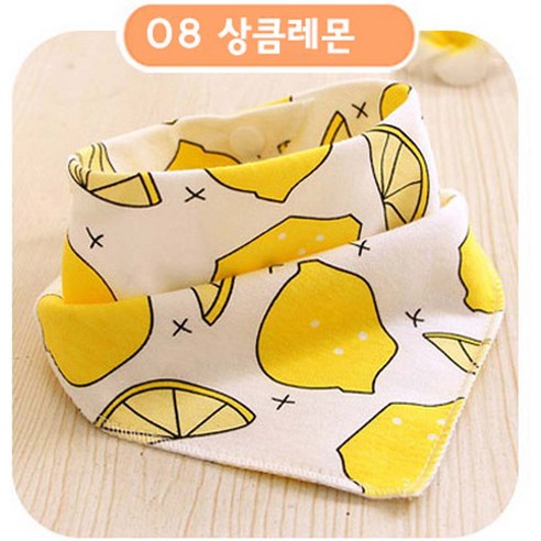 사랑스러운 디자인과 실용성을 겸비한 유아동 캐릭터 스카프빕으로 우리 아이에게 특별한 선물을!