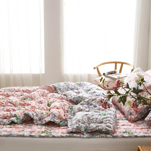 화사한 이불, 편안한 수면을 위한 필수품